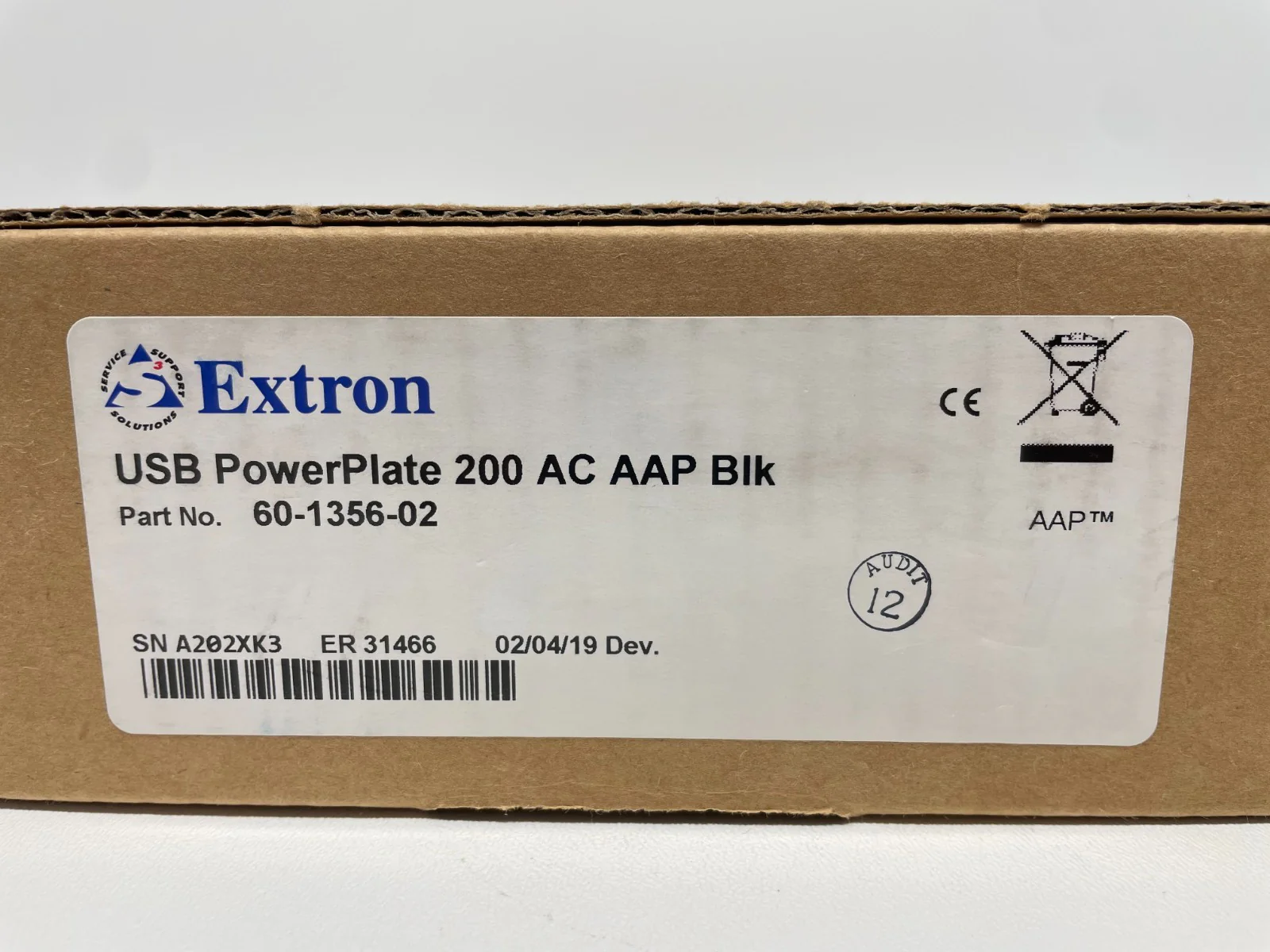 Extron 60-1356-02 USB PowerPlate 200 Two Outlet USB Chargers AC AAP Blk - Image 2