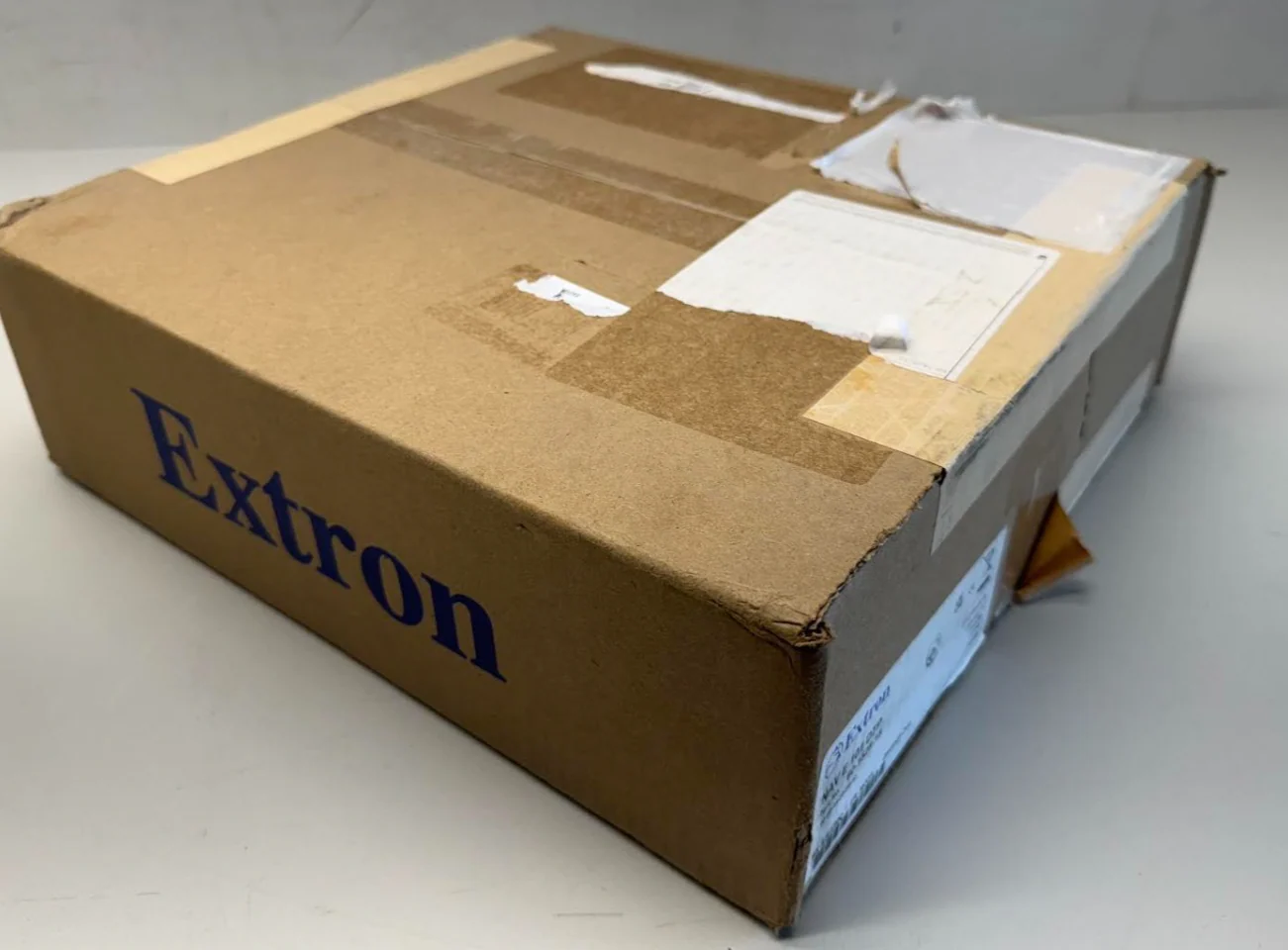 Extron 60-1525-15 NAV E 101 DTP 1G Pro AV over IP Encoder with DTP Input - Image 2