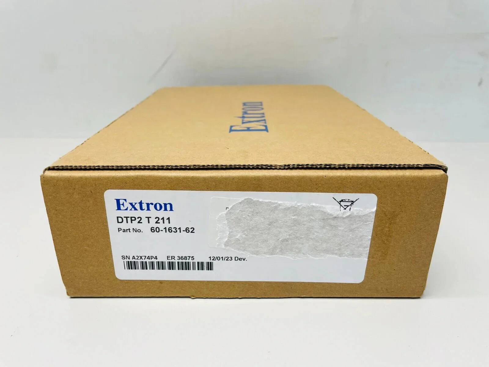 Extron 60-1631-62 DTP2 T 211 4K/60 HDMI DTP2 Transmitter with Audio Embedding