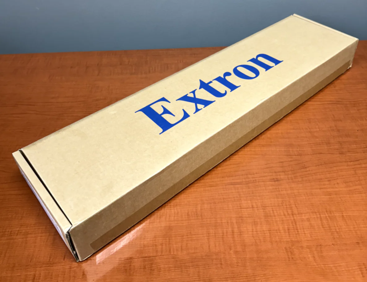 Extron 70-1065-03 Retractor Network CAT6; 3 feet (90 cm) - Image 2