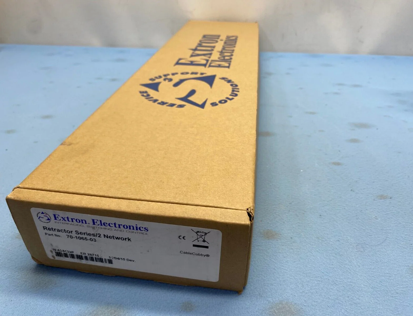 Extron 70-1065-03 Retractor Series/2 Network - Image 2