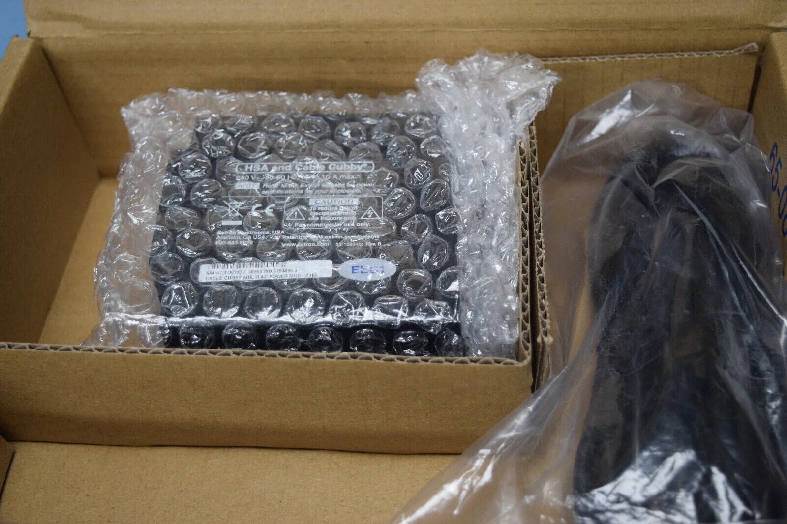 EXTRON 70-657-01 MULTI AC POWER MODULE for Cable Cubby & Touchlink - Image 2