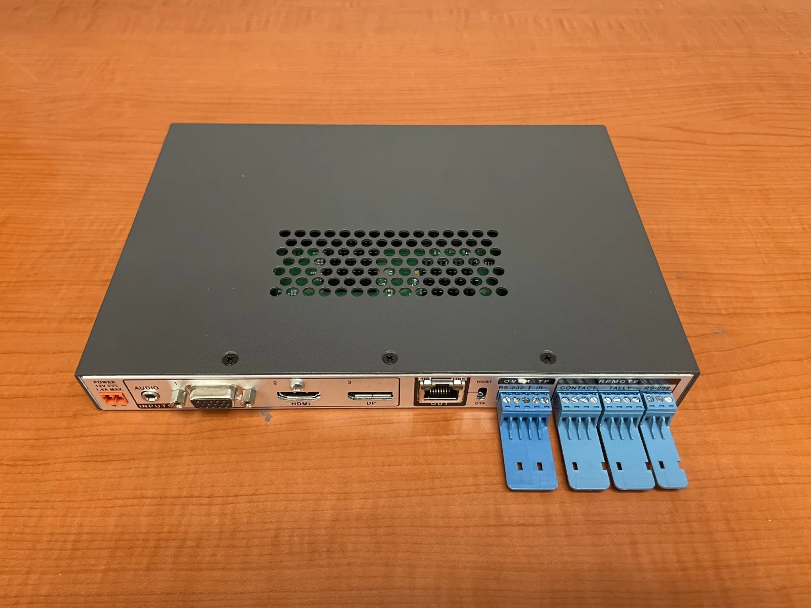 Extron DTP T DSW 4K 233 Three Input Multi-Format Switcher w/ DTP 60-1487-12 - Image 5
