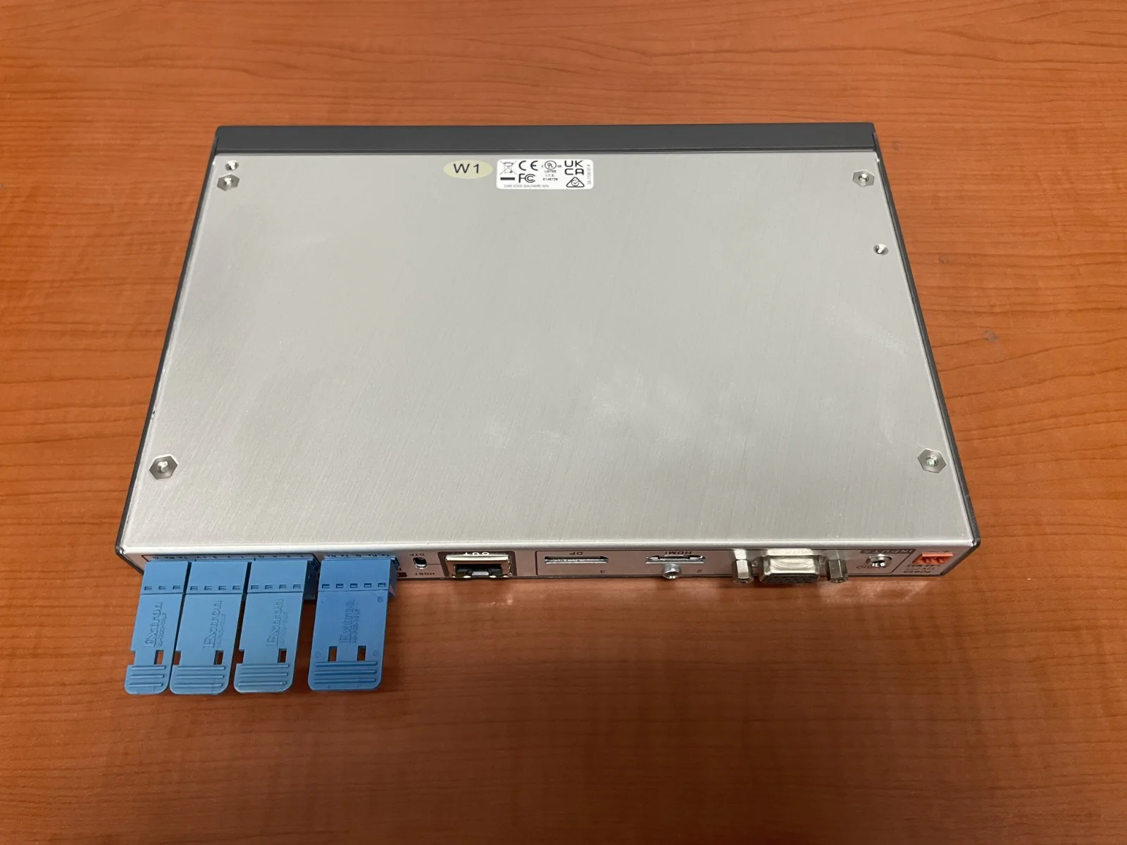 Extron DTP T DSW 4K 233 Three Input Multi-Format Switcher w/ DTP 60-1487-12 - Image 6