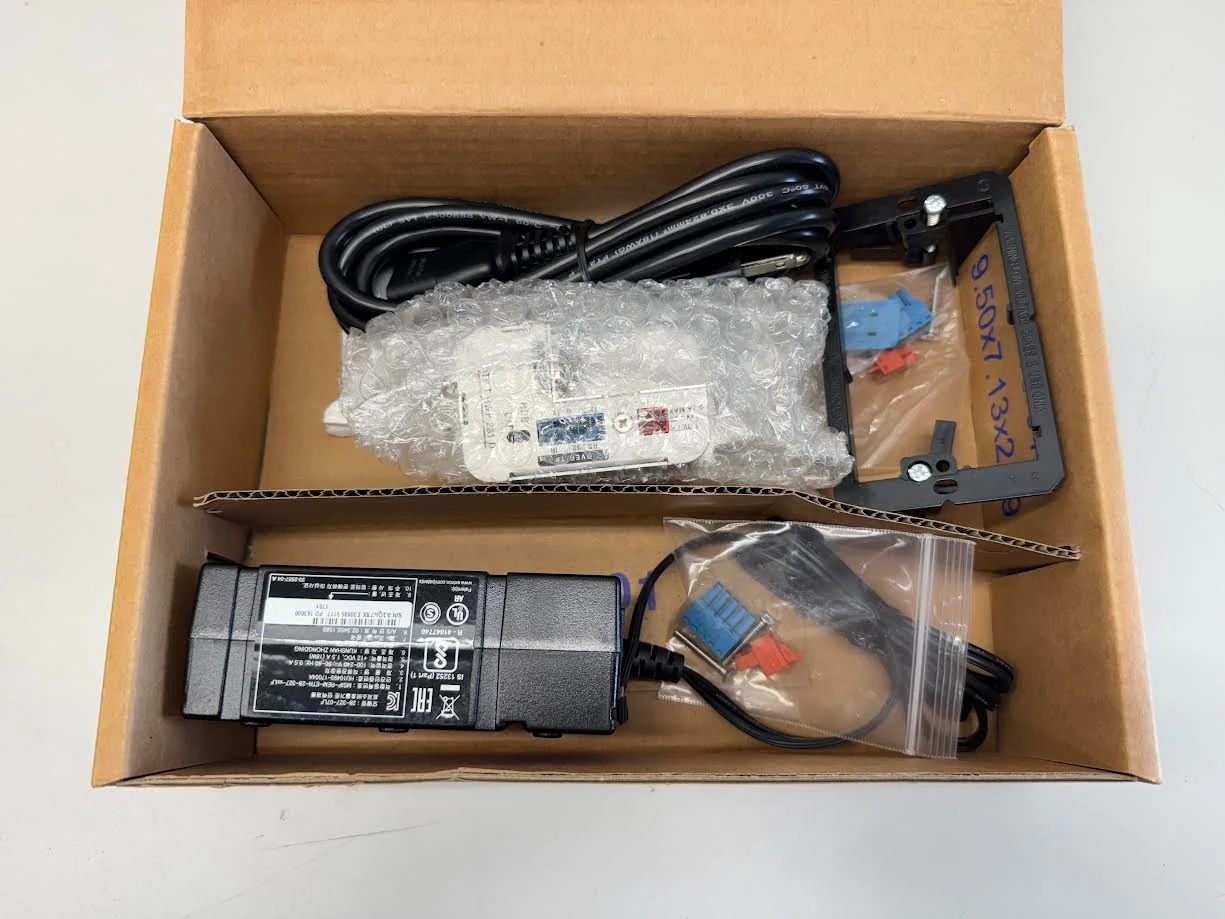 Extron DTP T HWP 4K 231 D DTP Transmitter for HDMI - Decorator Style Wall Plate - Image 3