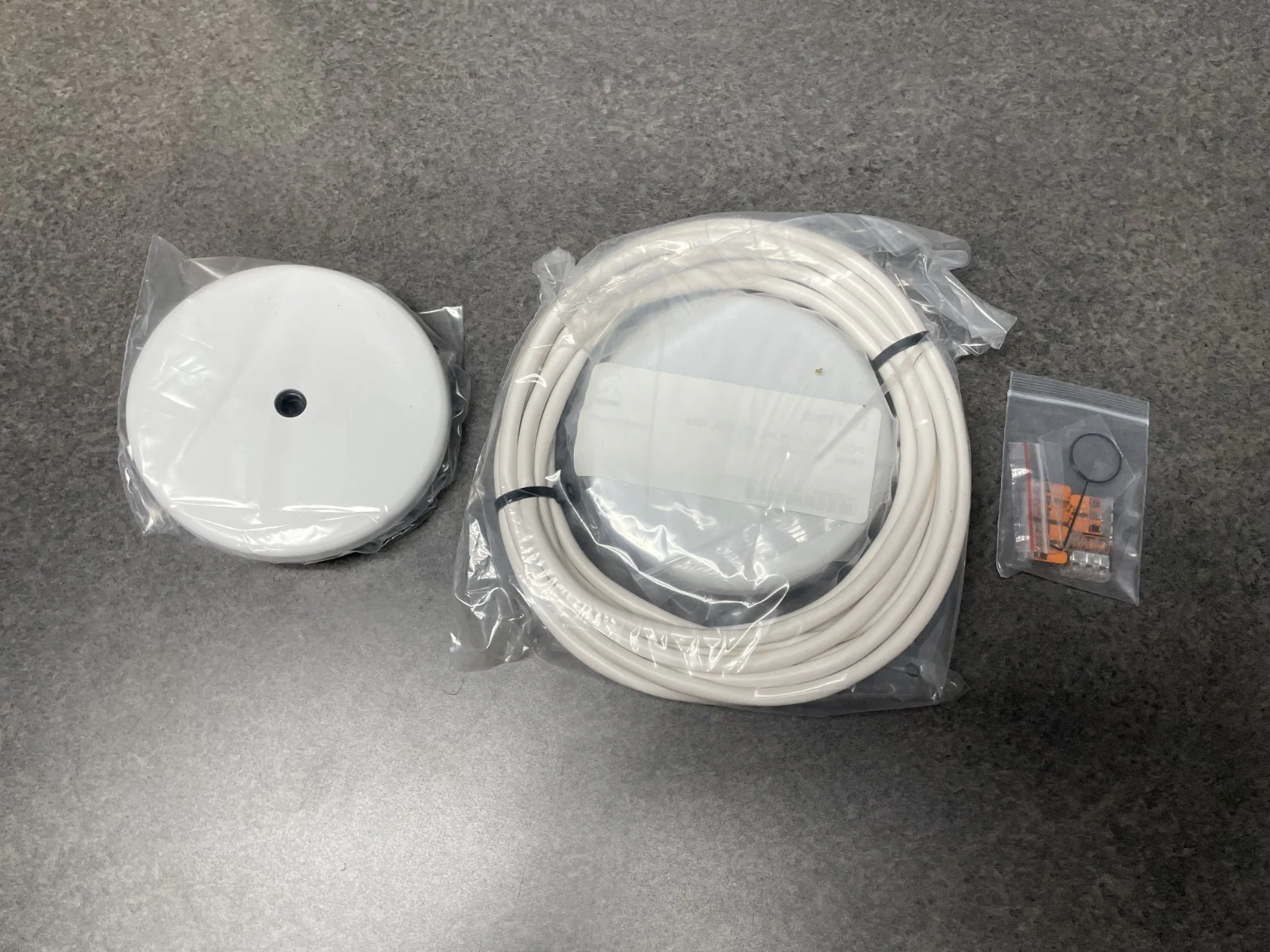 Extron SF 3 PT 60-1736-13 SoundField 3" Full-Range Pendant Speaker Pair - Image 9
