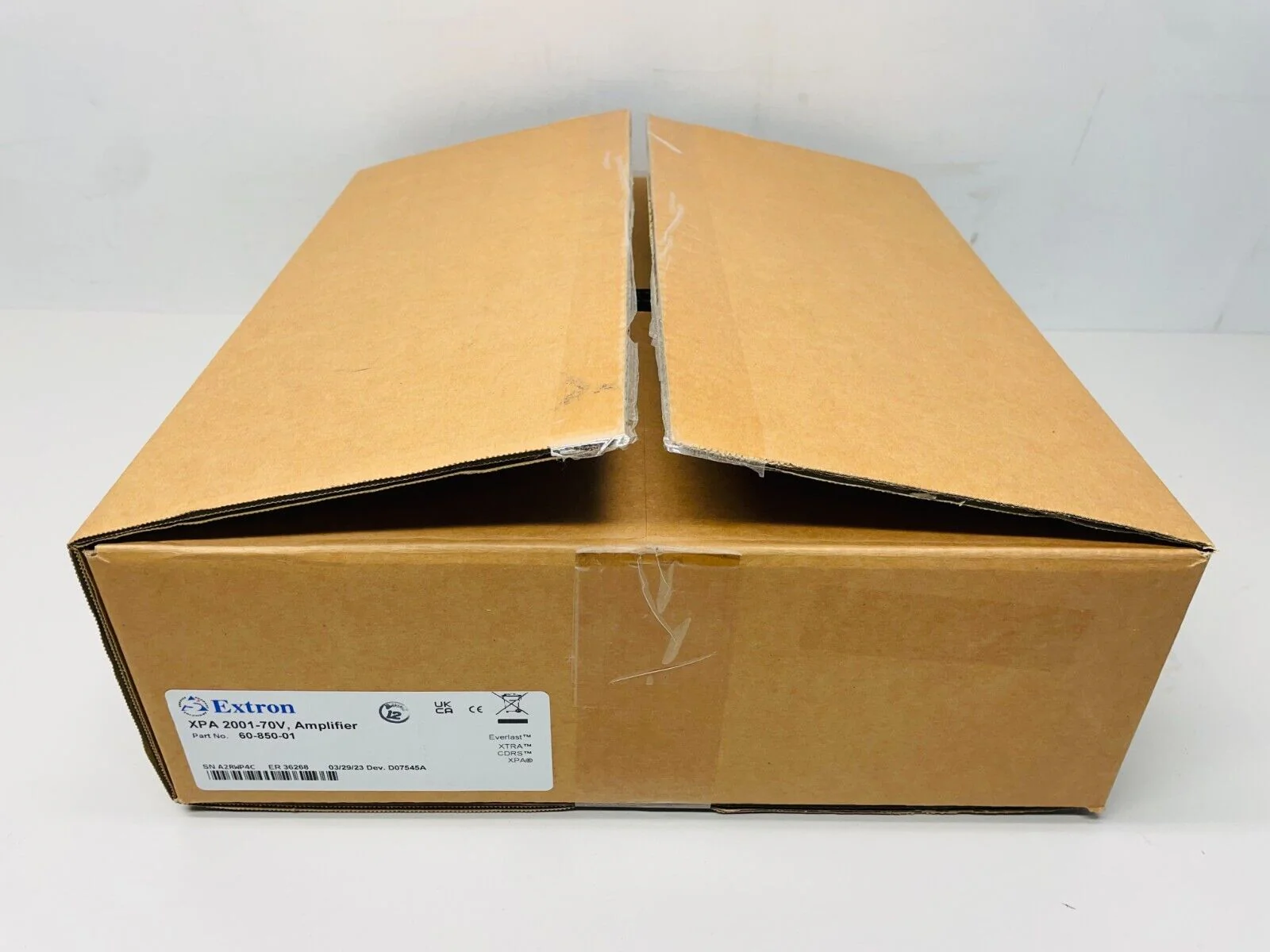 Extron XPA 2001-70V Mono 70 V Amplifier - 200 Watts 60-850-01