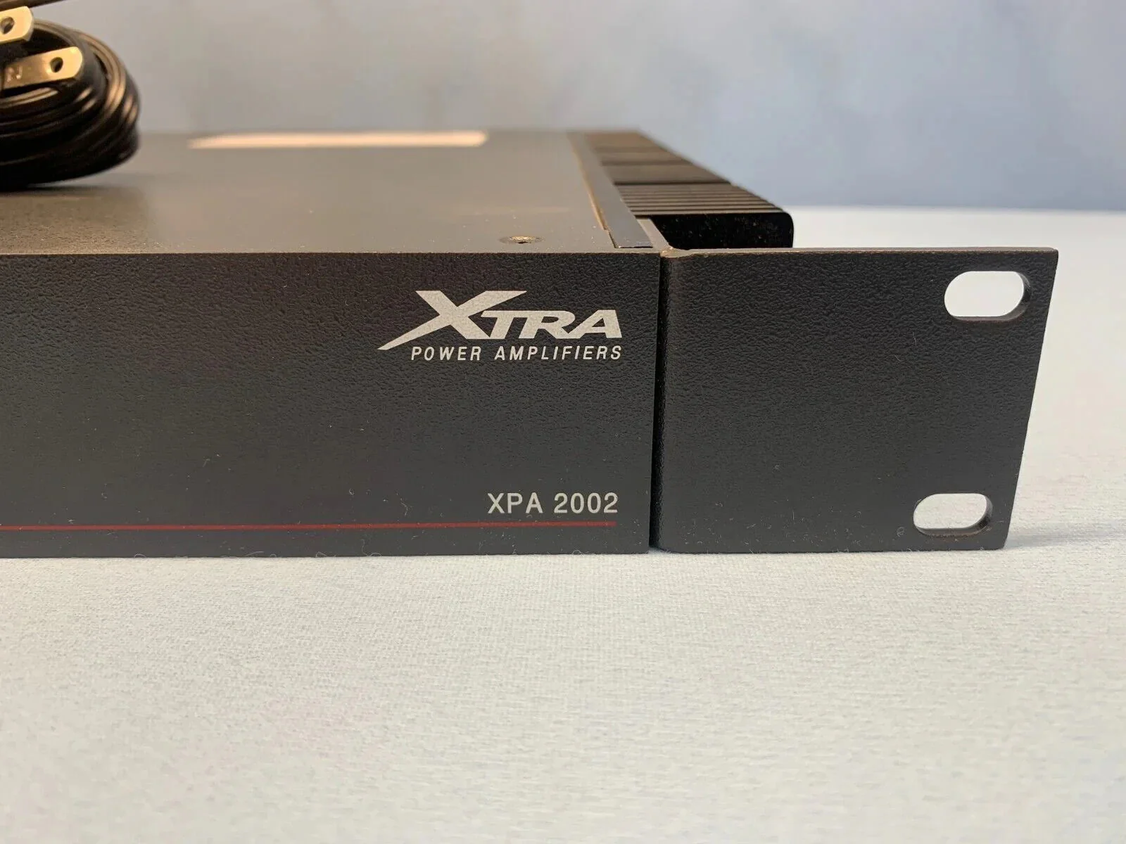 Extron XPA 2002 / 70V 200W 2-Channel Rack Mount Power Amplifier 100-240V 50-60HZ - Image 3