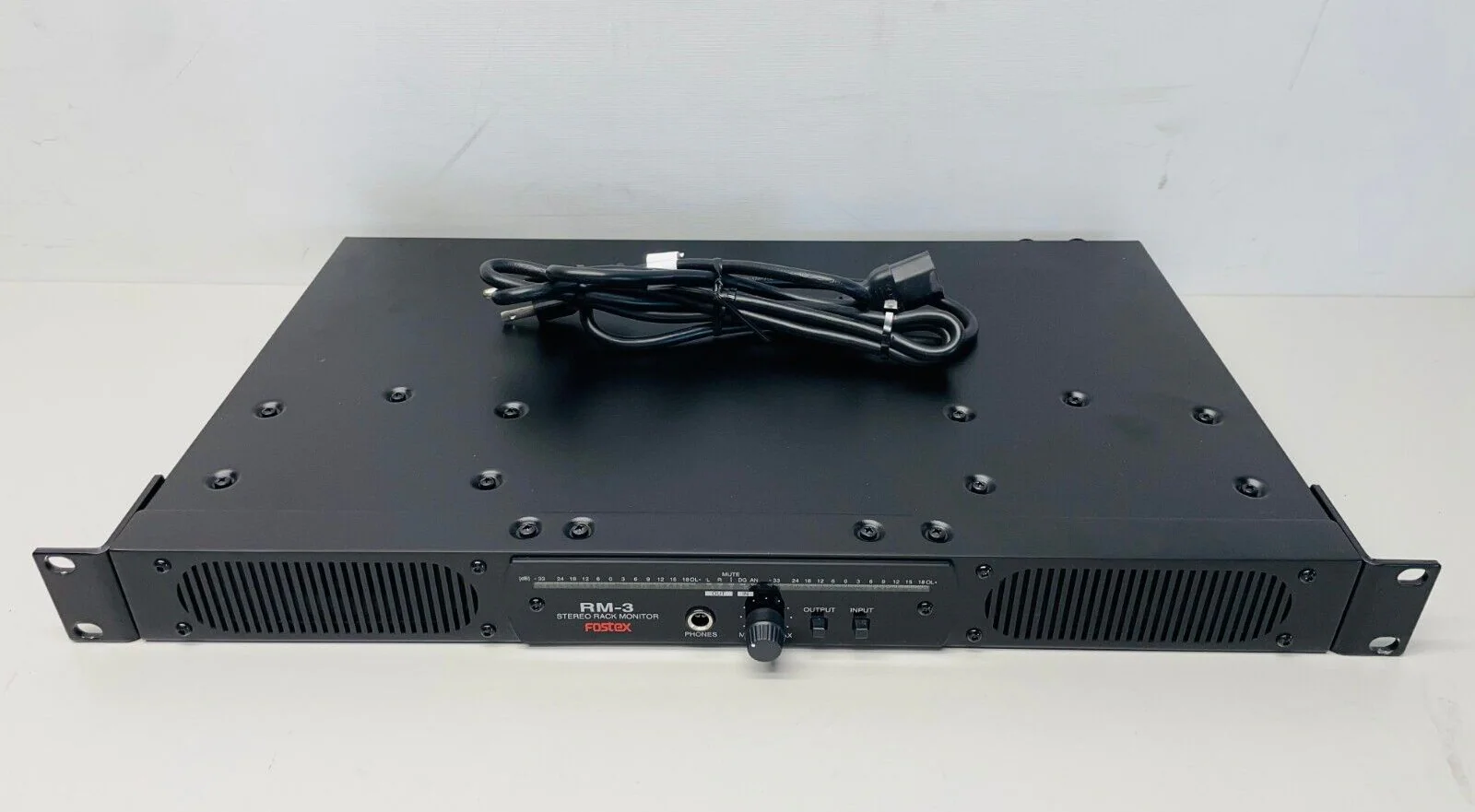 Fostex RM-3 Rackmount 20W Stereo Rack Monitor