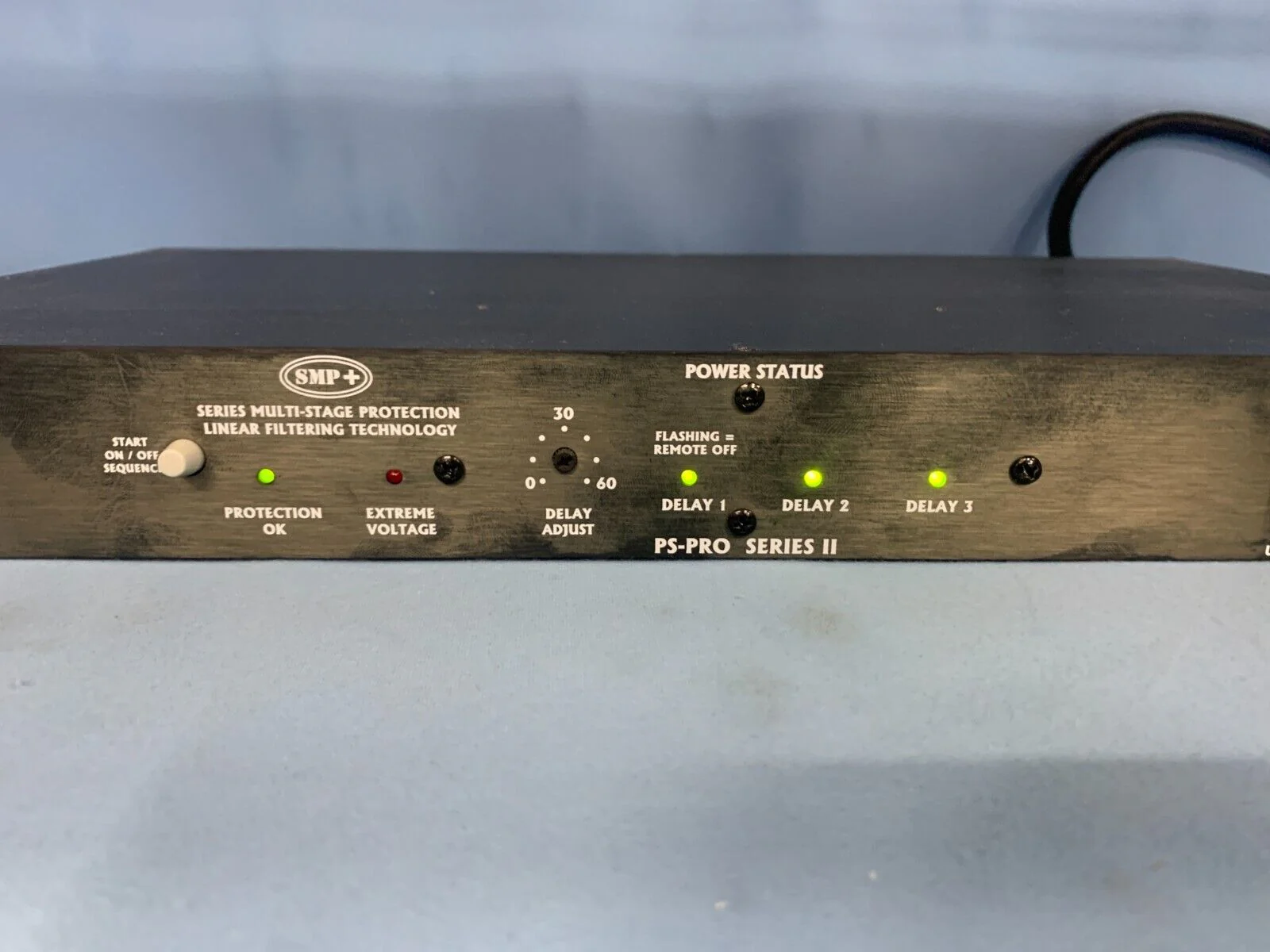 Furman PS-Pro Series II 20 Amp Conditioner and Sequencer with key - Image 2