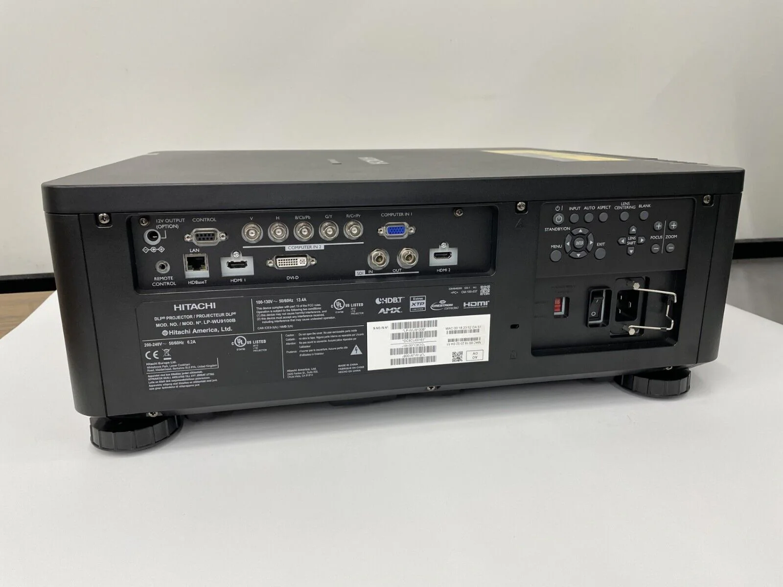 Hitachi LP-WU9100B 10K Lumen WUXGA Large Venue DLP Laser Projector & ML904 Lens - Image 3