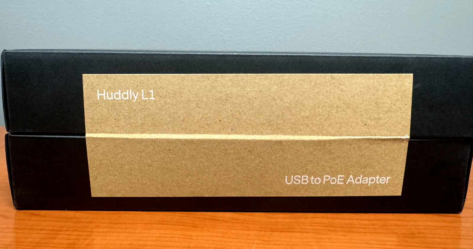 Huddly L1 Kit Collaboration Camera with USB to PoE Adapter & Mount 7090043790672 - Image 3