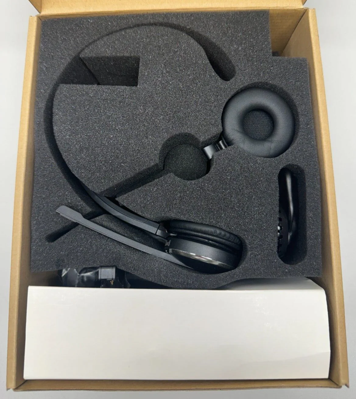 Jabra 9470-66-904-105 Pro 9470 Hands-Free Communication Wireless Headset - Image 2