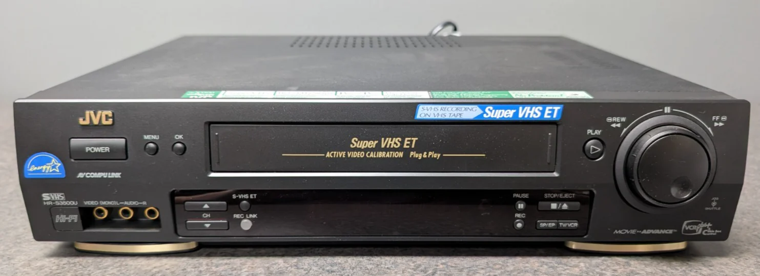 JVC HR-S3500U Super VHS ET w/Remote - Image 2