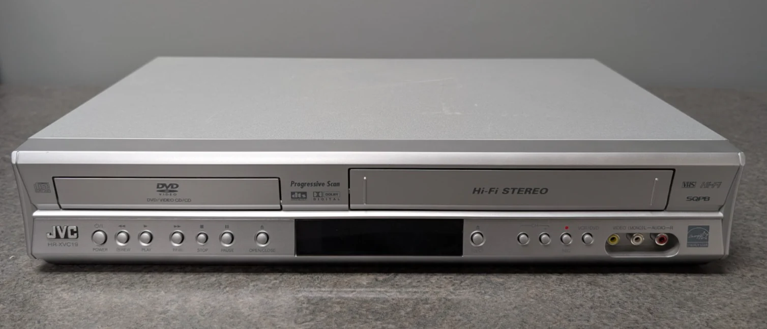 JVC HR-XVC19 DVD-VCR Combo Player VHS Recorder