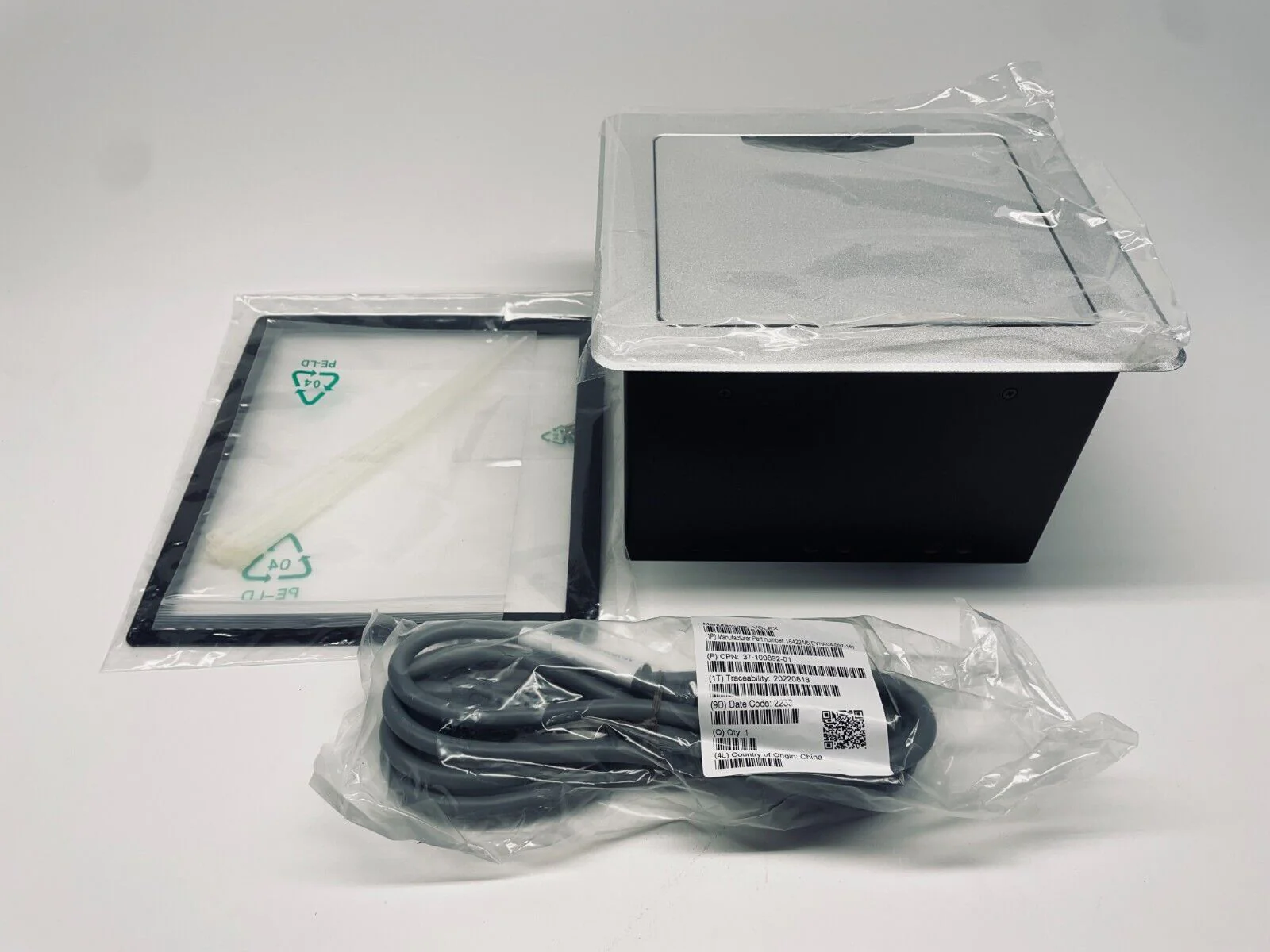 Kramer TBUS-1N(BC) Table Mount Modular Multi-Connection Solution (Silver Lid) - Image 4