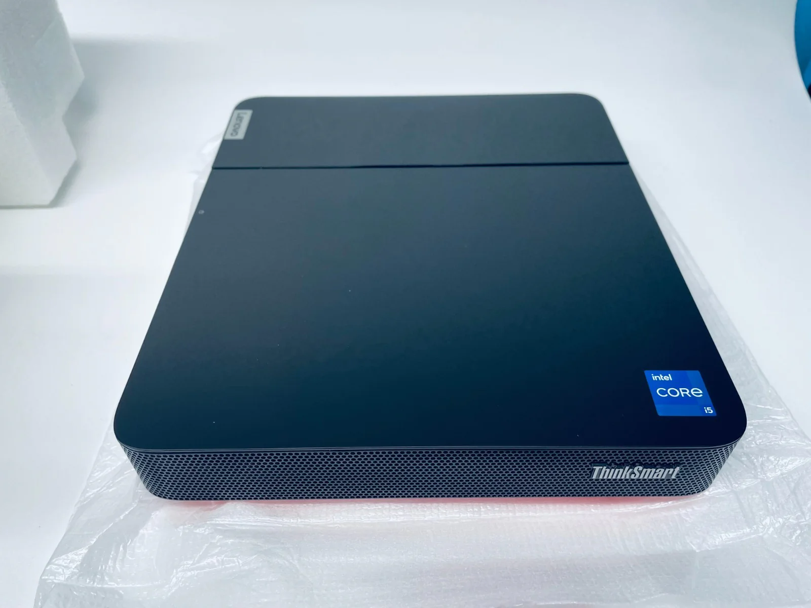 Lenovo ThinkSmart Core MTM: 11RXS00000 Model: 11RXB Desktop Computer - Image 5