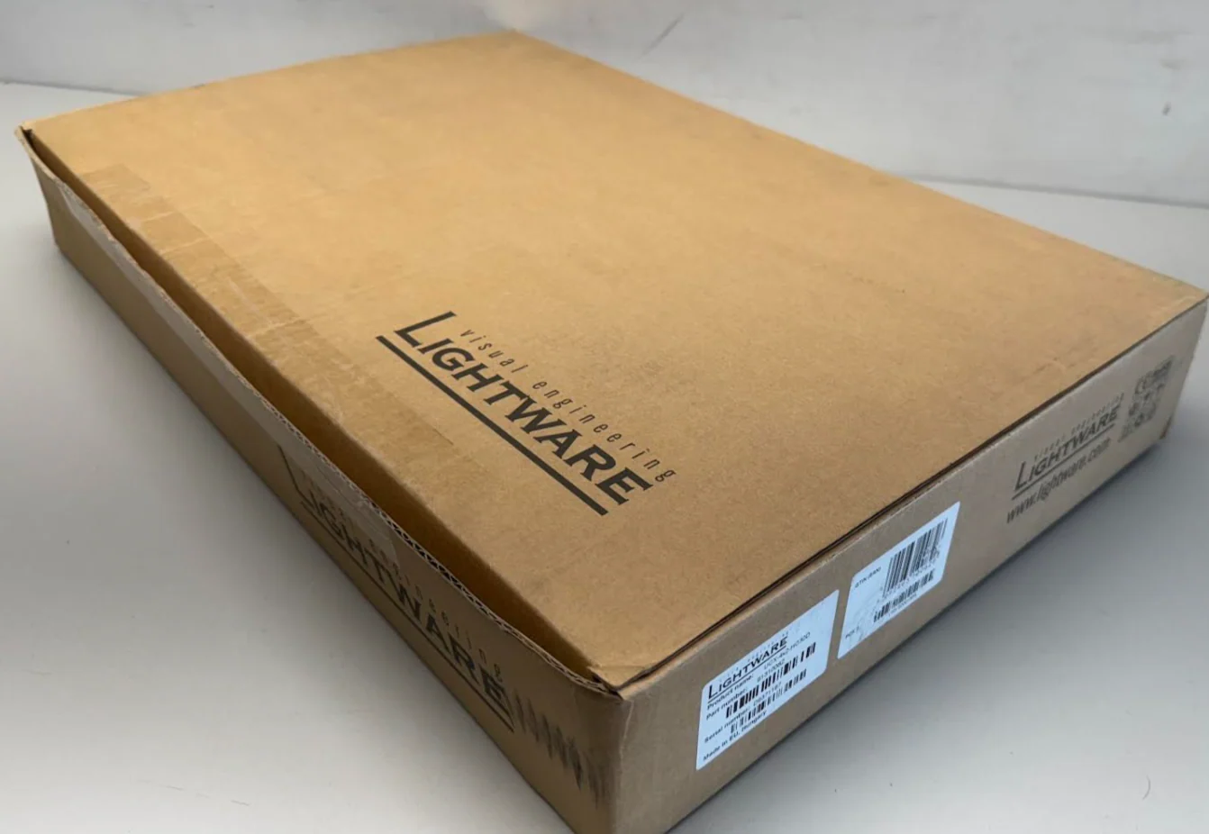 LightWare UCX-4x2-HC30D Universal Matrix Switcher with USB-C and Dante 91310082 - Image 3