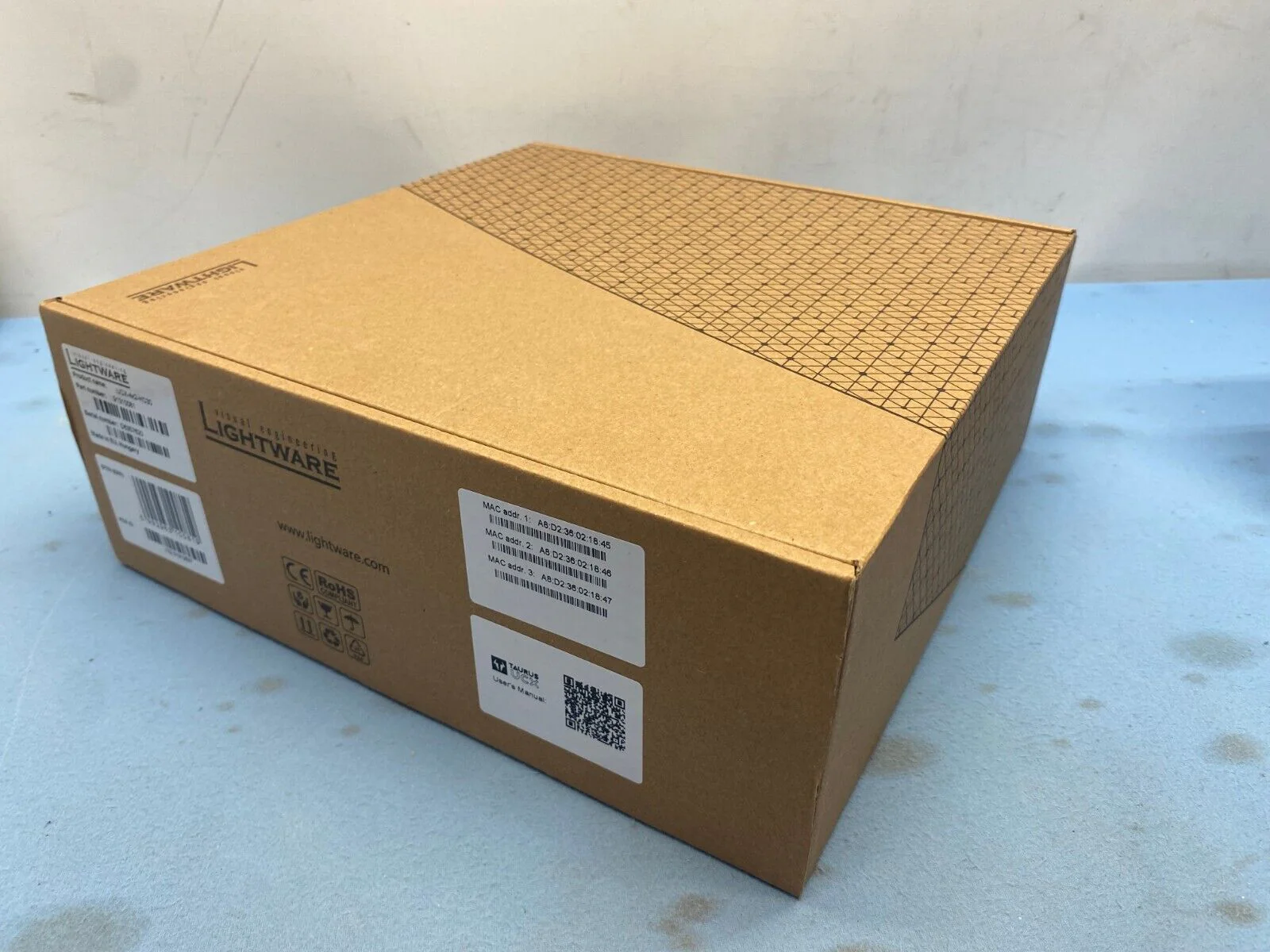 Lightware Visual Engineering UCX-4x2-HC30D Matrix Switcher - USB-C & Dante Audio - Image 2