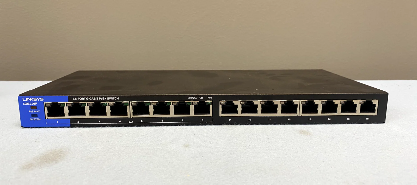 Linksys LGS116PV2 16-Port Business Desktop Gigabit PoE+ Switch LGS116P w/ Power - Image 2