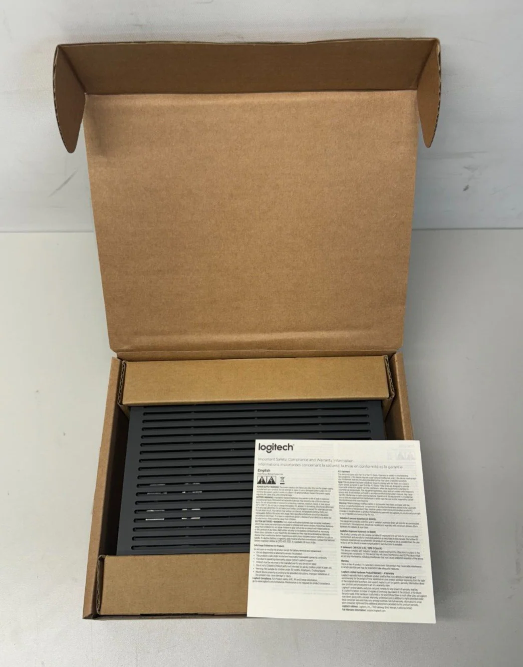 Logitech 993-001951 UHD 4K/USB Rally Display Hub for Video Conferencing - Image 3