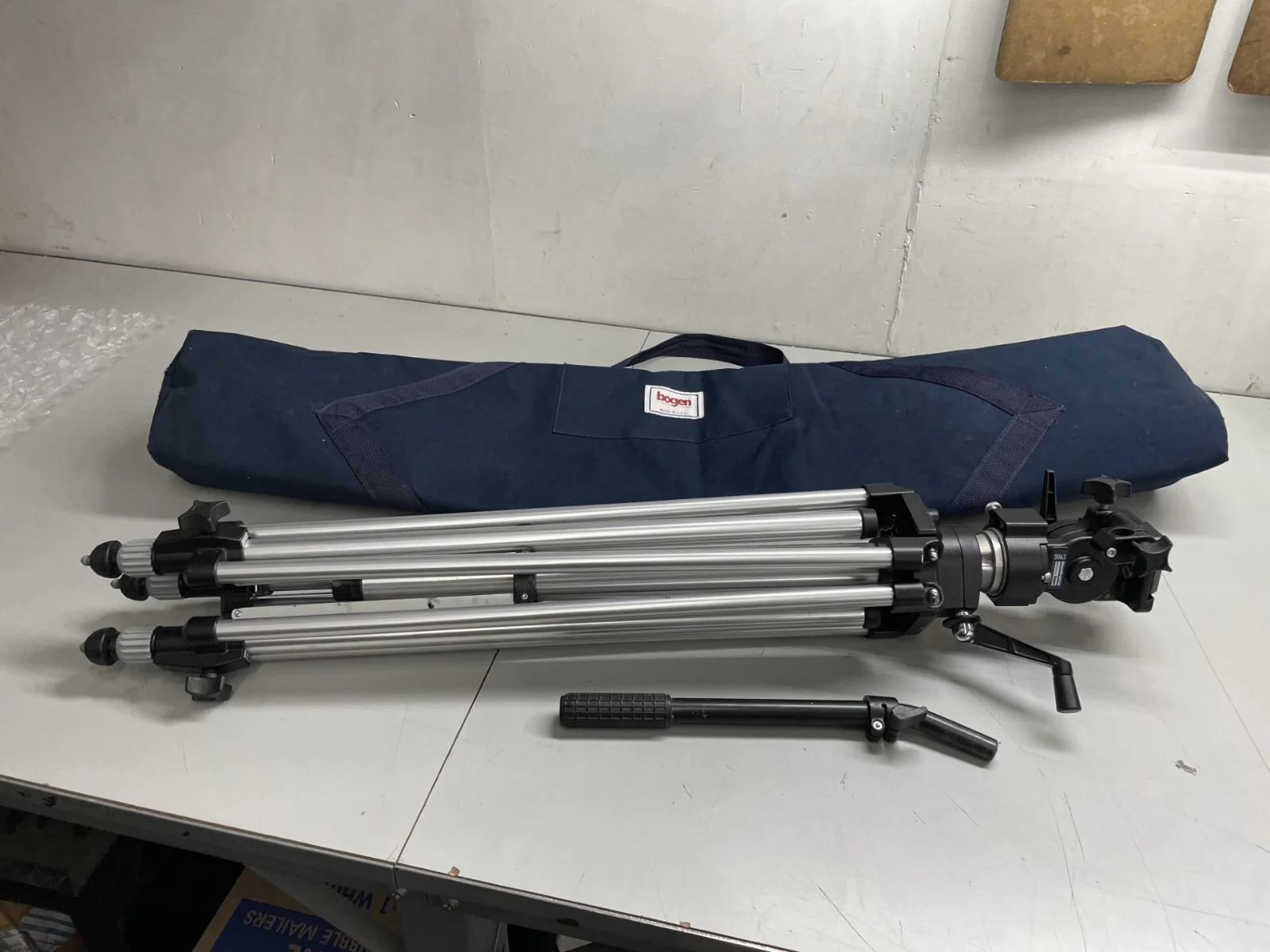 Manfrotto / Bogen Tripod 3046 & Fluid Head 3063 Video Camera Tripod System & - Image 3