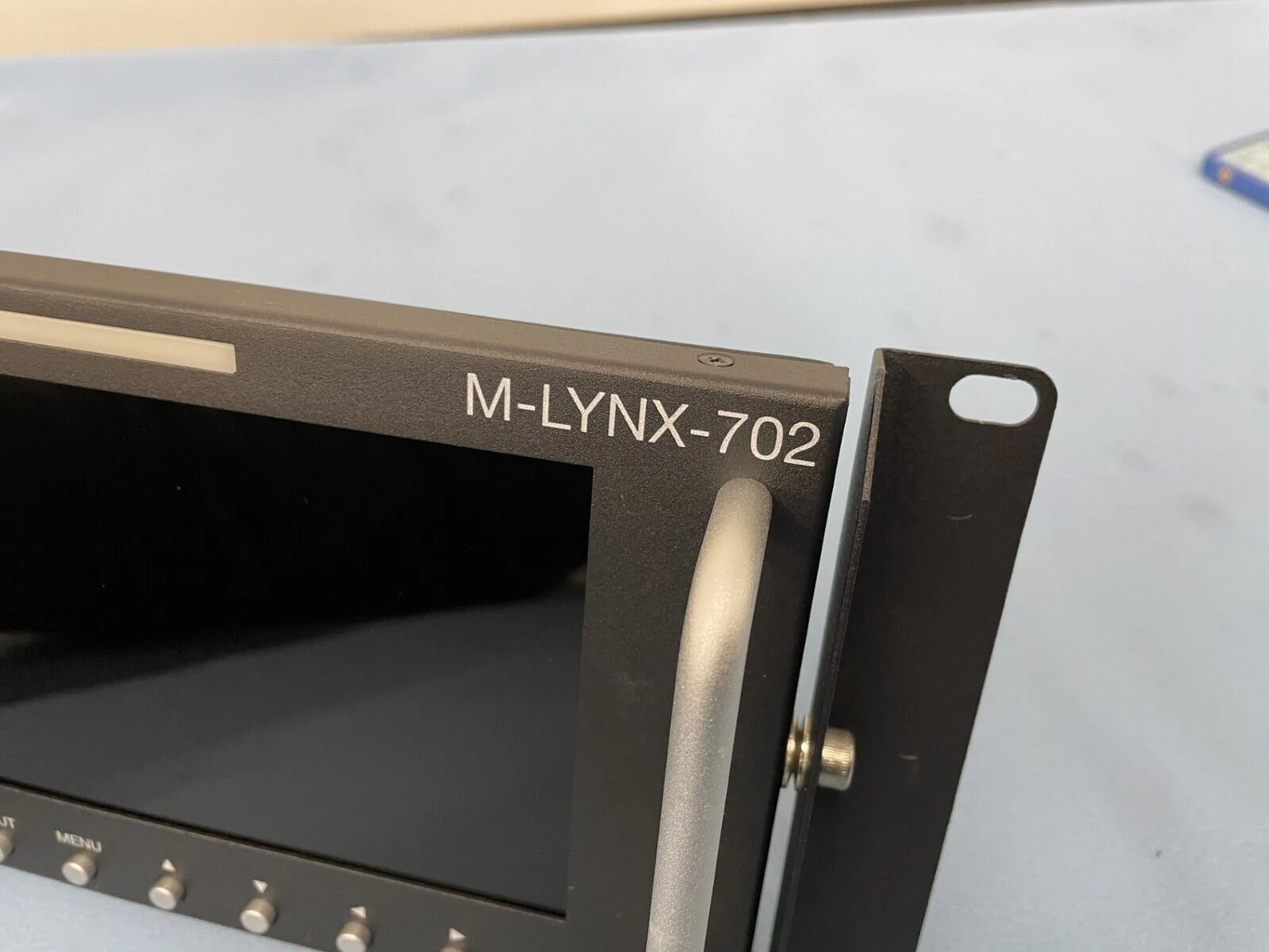 Marshall M-LYNX-702 Dual 7" Rackmount 3G SDI BNC HDMI Monitors & Power Supply - Image 3