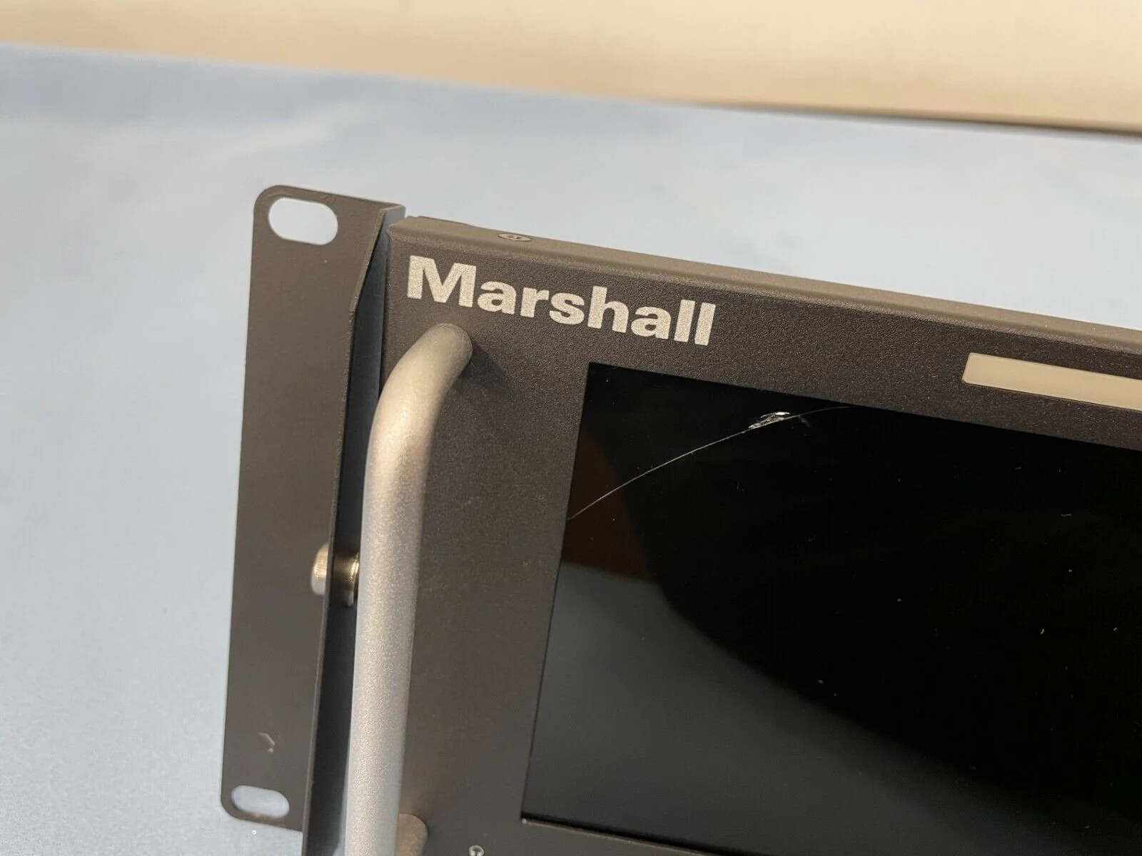 Marshall M-LYNX-702 Dual 7" Rackmount 3G SDI BNC HDMI Monitors & Power Supply - Image 4