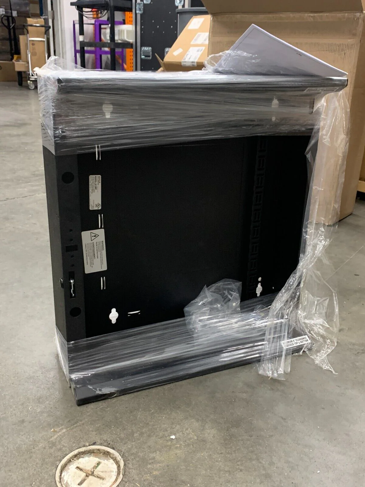 Middle Atlantic A10-17CS/Boxed DWR-10-17 Center w/ A10BP/Boxed DWR-10-XX Backpan - Image 5