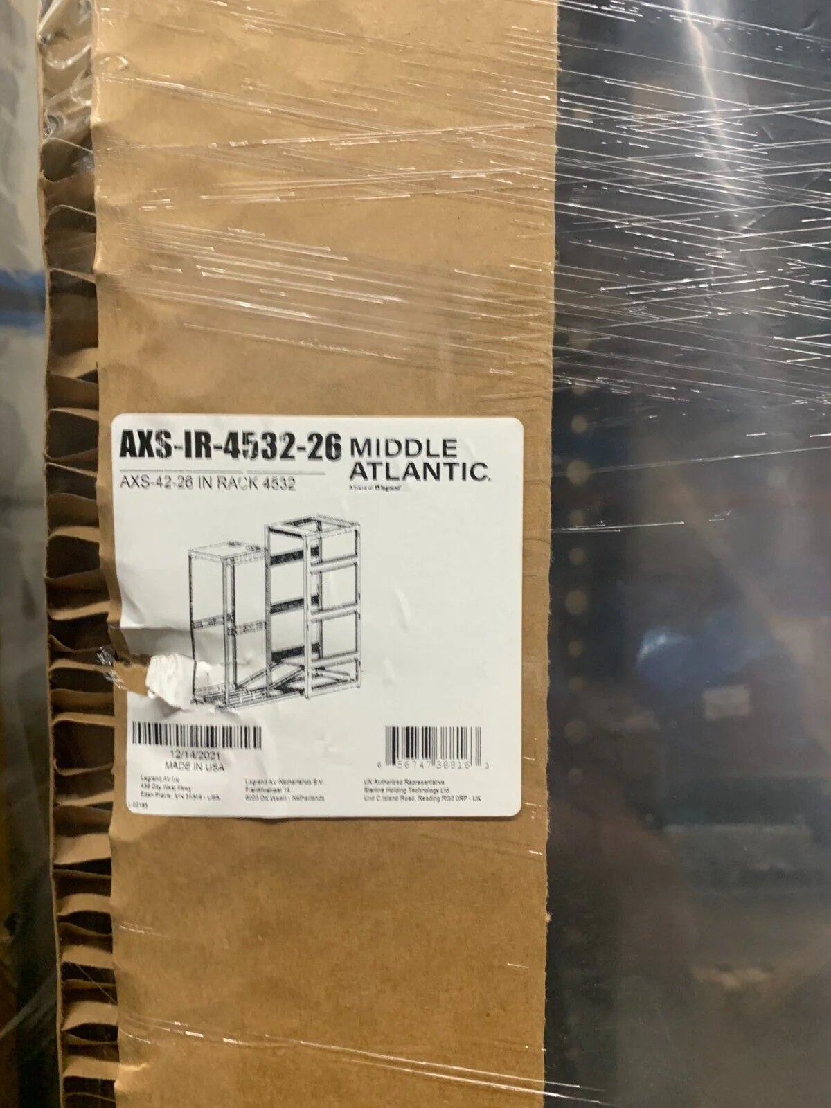 Middle Atlantic AXS-IR-4532-26 - AXS SERIES IN RACK (IR), 42RU, 26"D