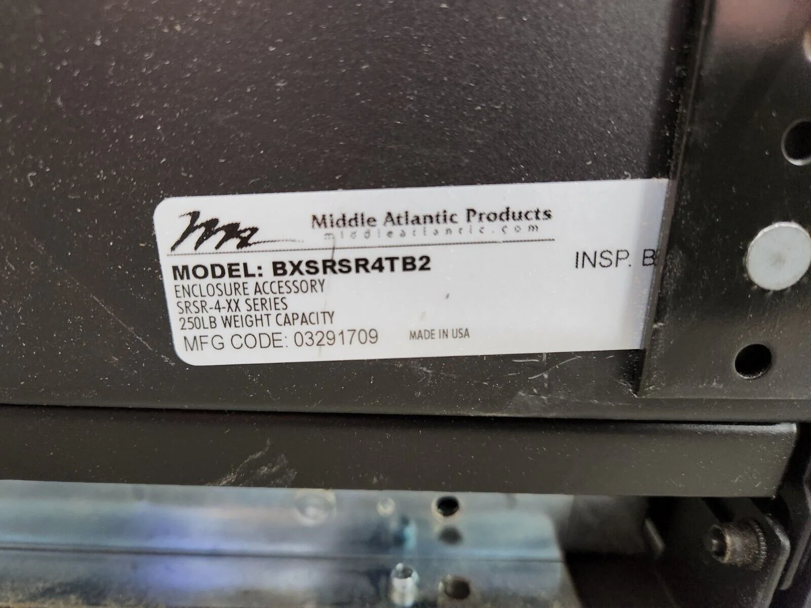 Middle Atlantic BXSRSR4TB2 16RU Rotating Sliding Rail System - Image 3