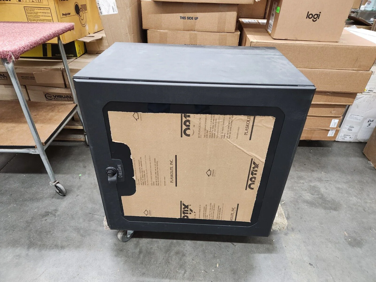 Middle Atlantic CableSafe CWR-12-26PD Wall Mount Rack with Plexi Door 12RU 24" D - Image 2