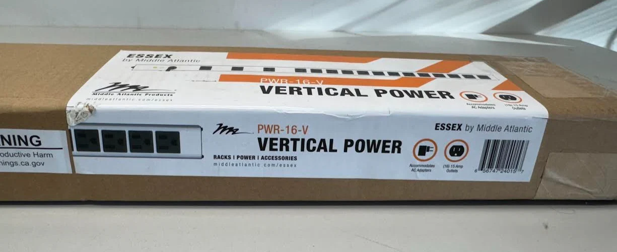 Middle Atlantic Essex Power 16-Outlet Strip (PWR-16-V)