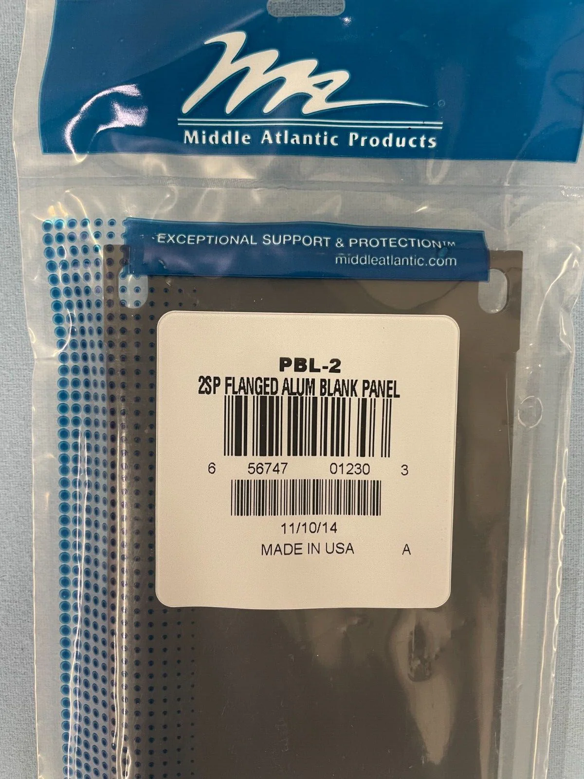 Middle Atlantic PBL-2 2U Flanged Blank Aluminum Panel Black LOT OF 3 - Image 3