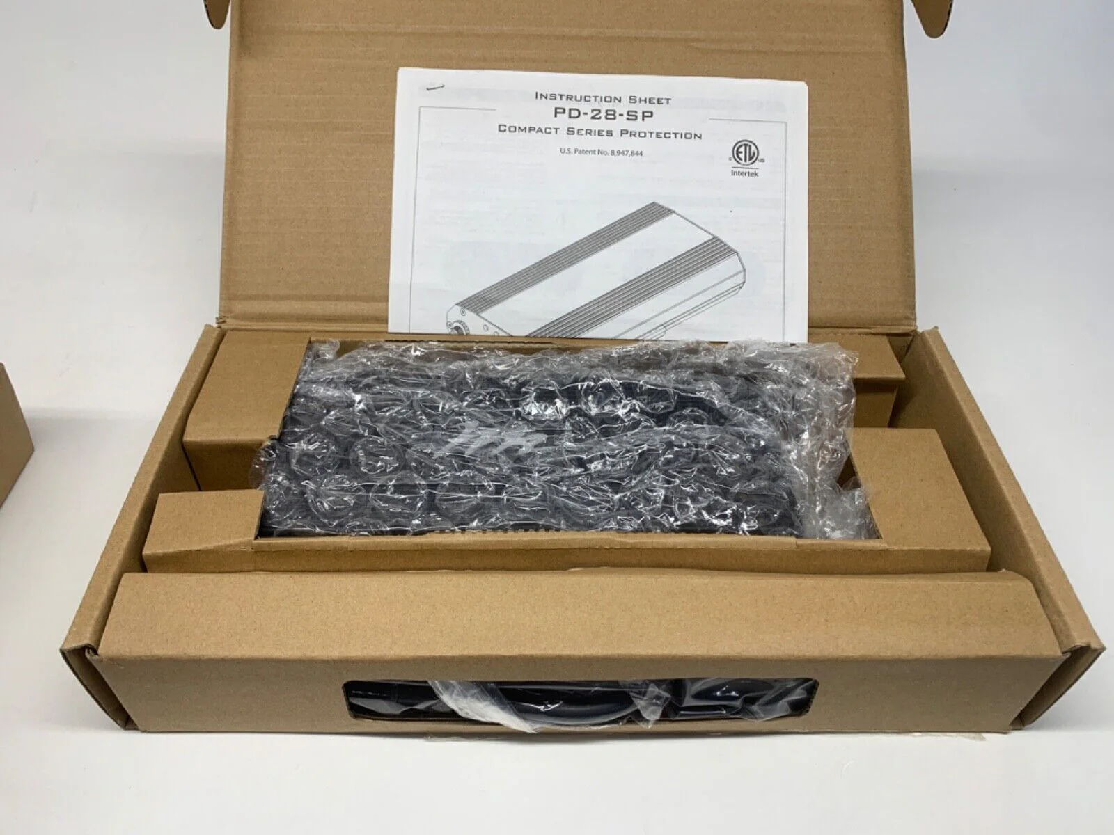 Middle Atlantic PD-28-SP Series Protection Compact Surge Device with 2 Outlets - Image 2