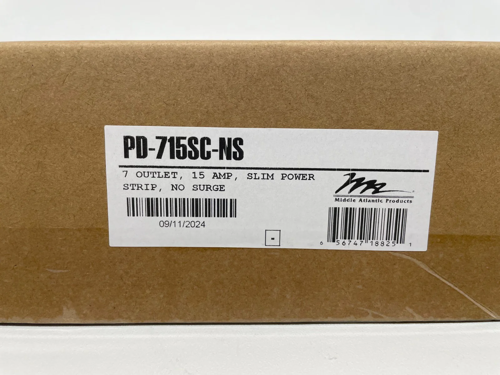 Middle Atlantic PD-715SC-NS 15A 7-Outlet Vertical Mini PD Slim Power Strip - Image 2