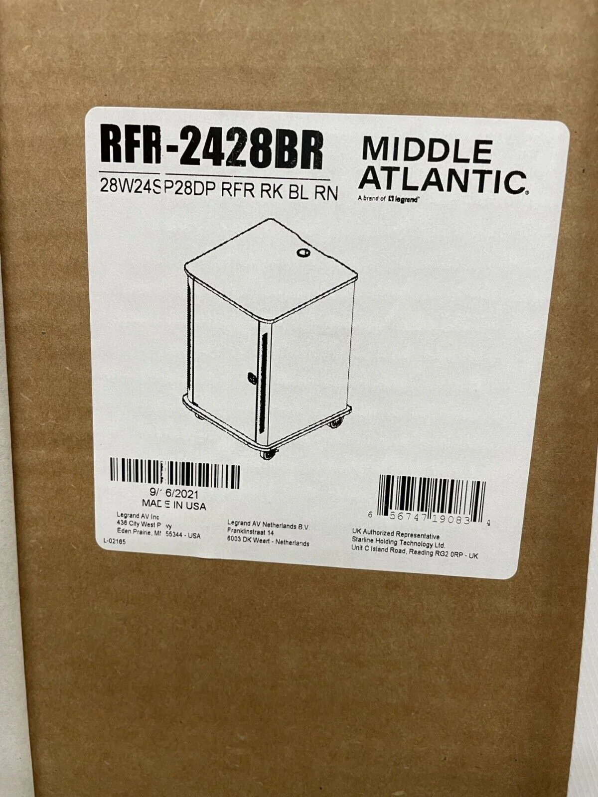Middle Atlantic RFR-2428BR 24-Space Reference Series Equipment Rack - Black Rain - Image 3