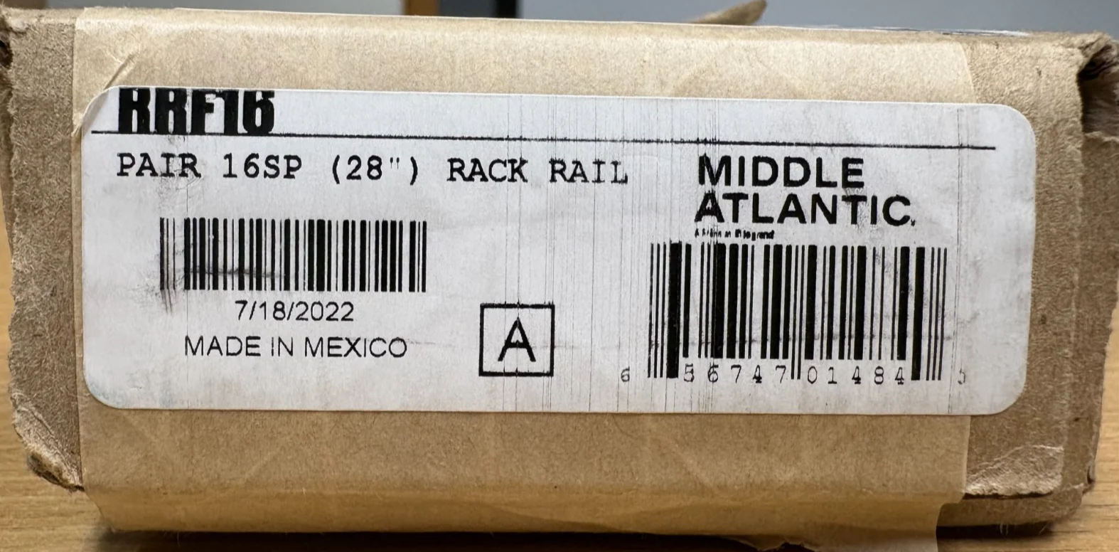 Middle Atlantic RRF16 Rack Rail (2-pack) Bundle