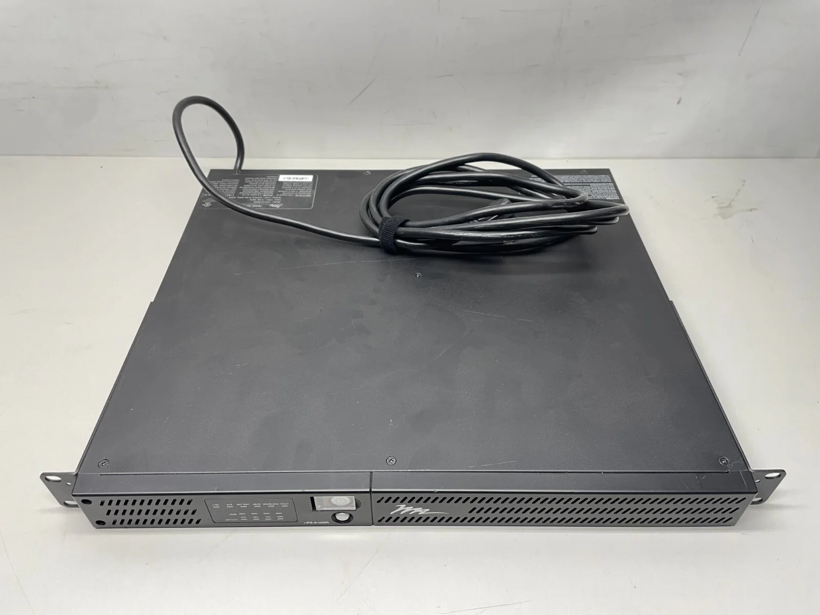 Middle Atlantic UPS-S1000R Select Series Uninterruptible Power Supply