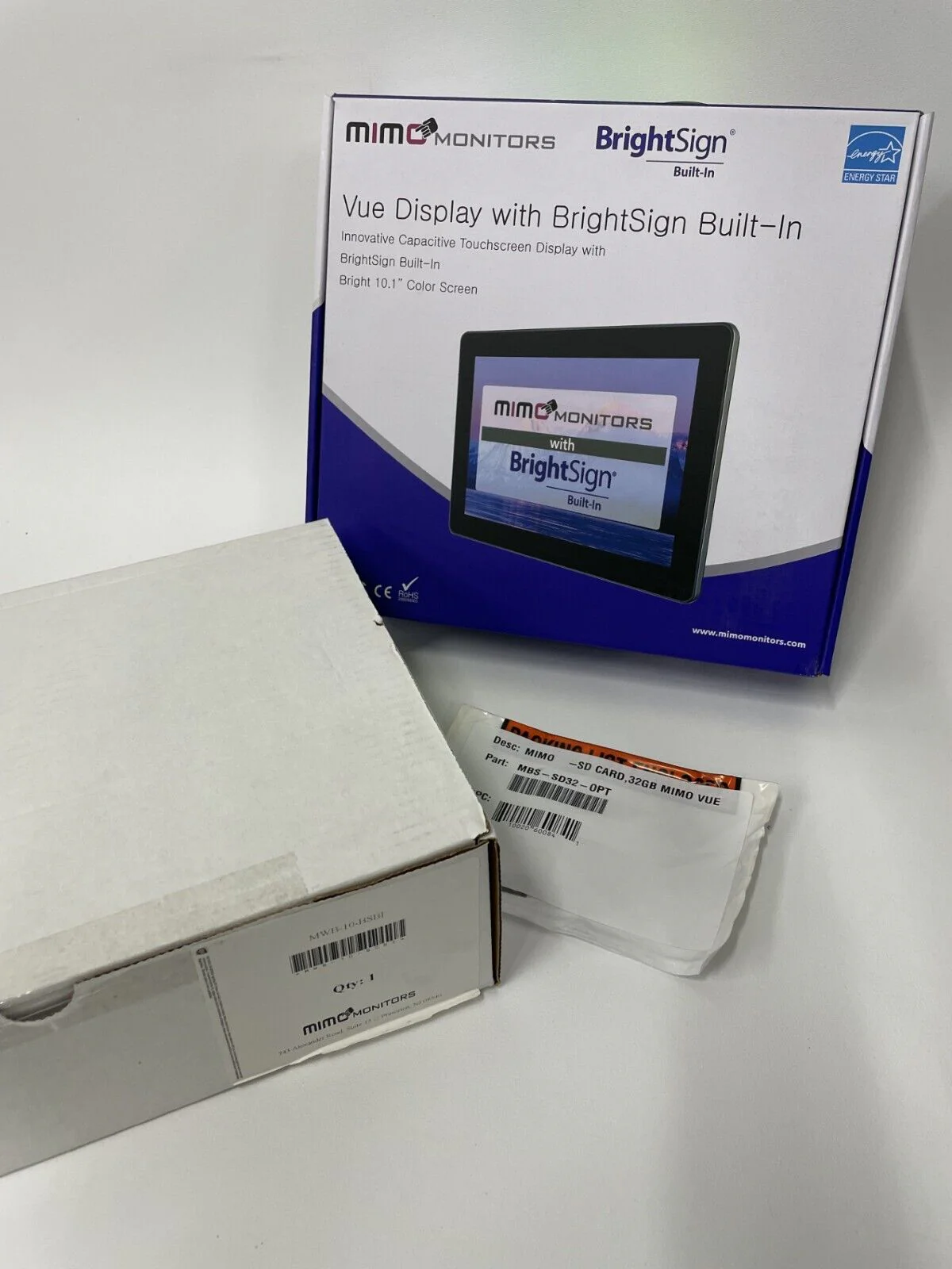 Mimo Vue 10.1" BrightSign Built-in Touchscreen Monitor Display w/ Wall Mount and
