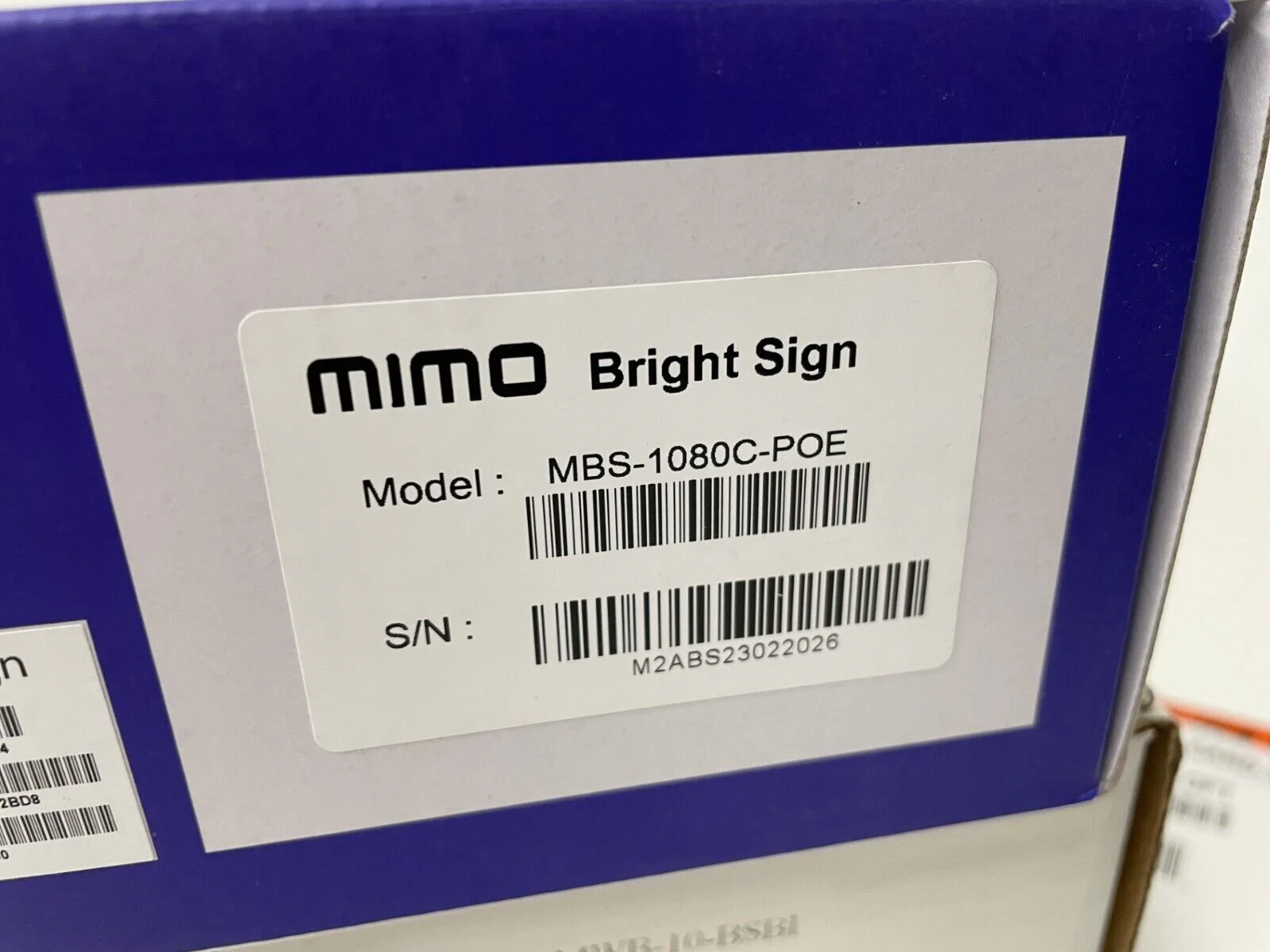 Mimo Vue 10.1" BrightSign Built-in Touchscreen Monitor Display w/ Wall Mount and - Image 3