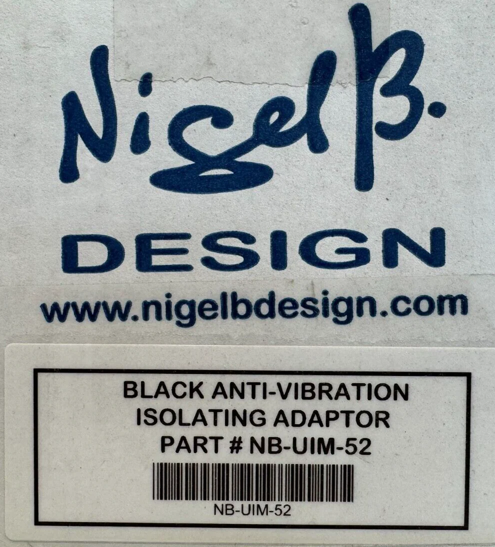 Nigel B NB-UIM-52 Anti-Vibration Isolating Adapter for Projectors 33-52 lb Black - Image 2