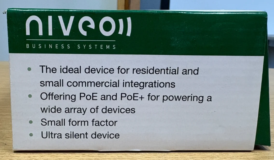Niveo 4+1 Ports 10/100/1000Mbps PoE Switch (NRS5GP) - Image 2
