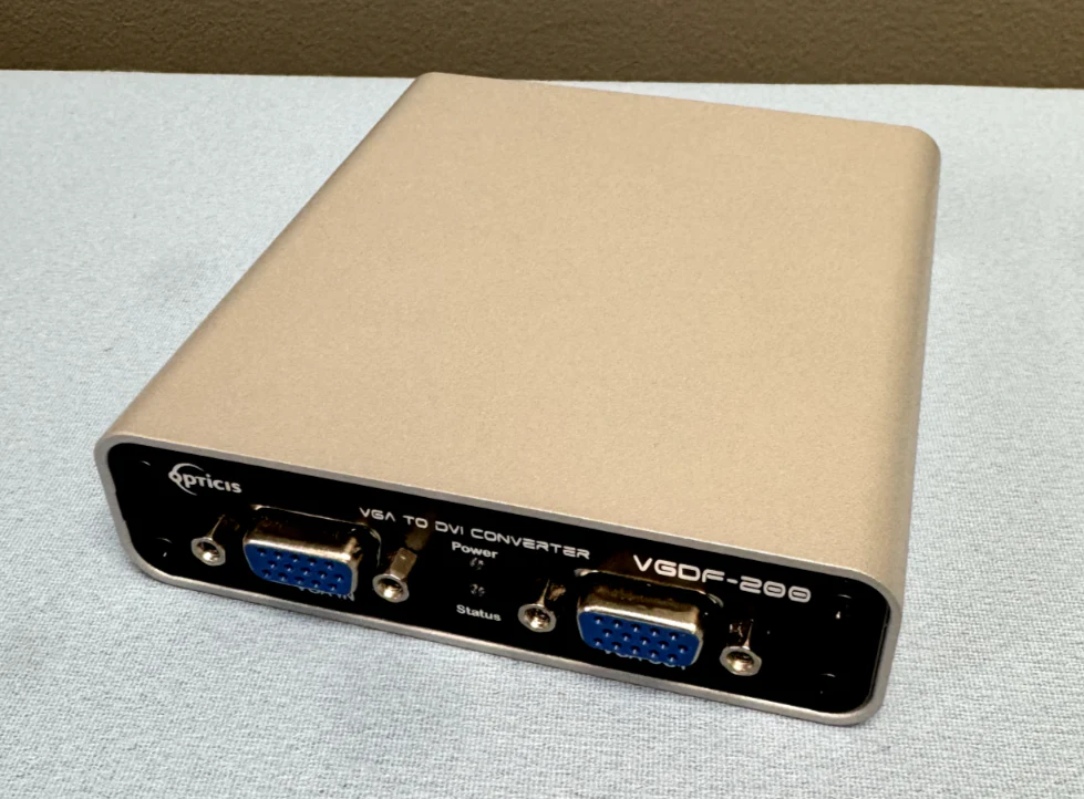 Opticis VGDF-200 VGA to Optical DVI Converter w/ Power Supply - Image 2