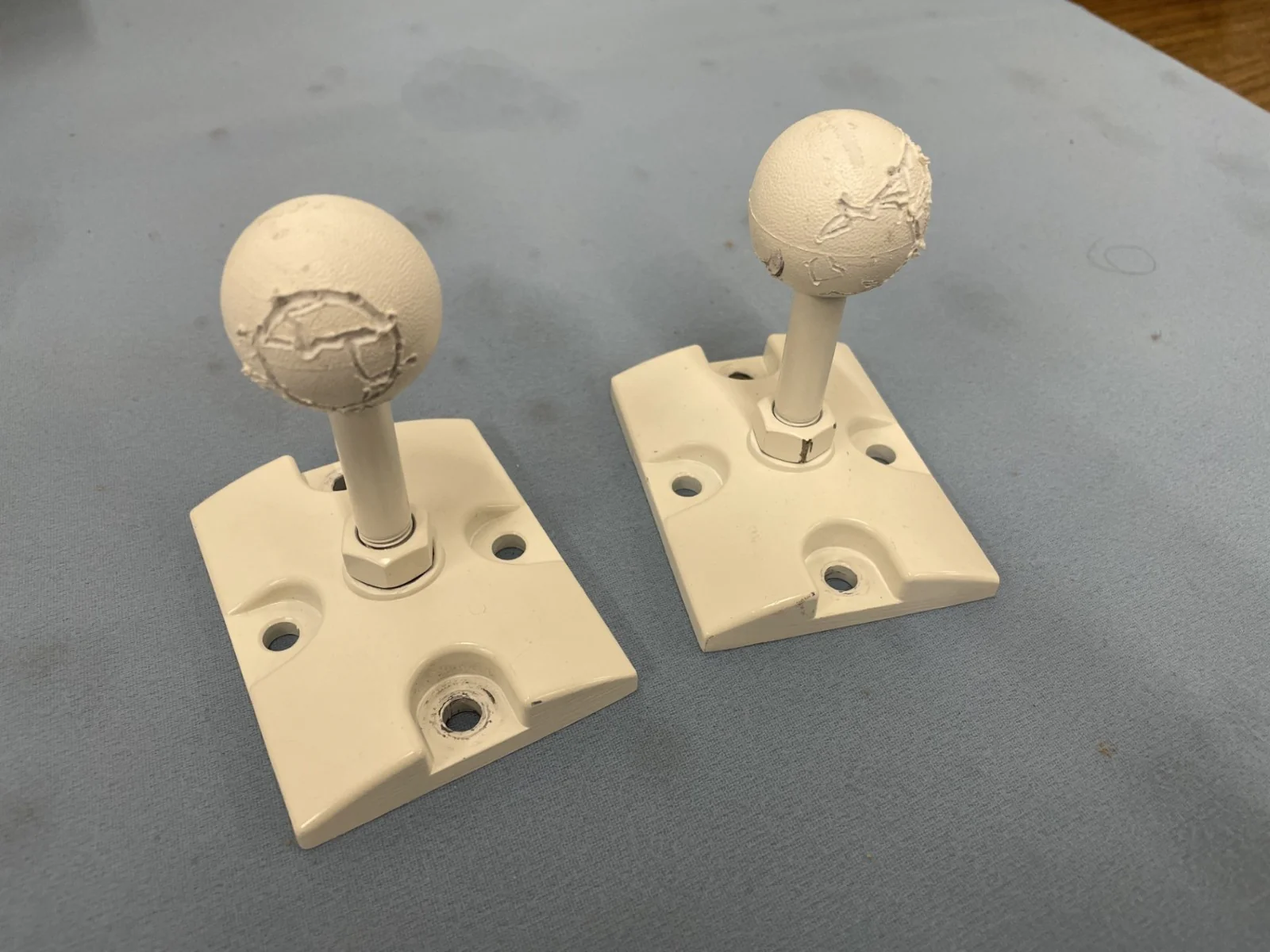 PAIR of JBL Control 25/Control 28 InvisiBall Invisi-Ball Wall Mount Brackets
