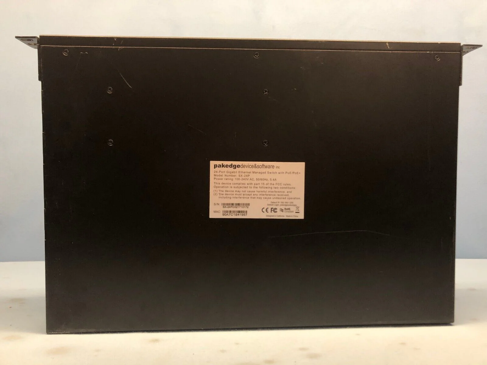 Pakedge Device & Software Inc. SX-24P 24-Port Gigabit AVB SFP Network Switch - Image 3