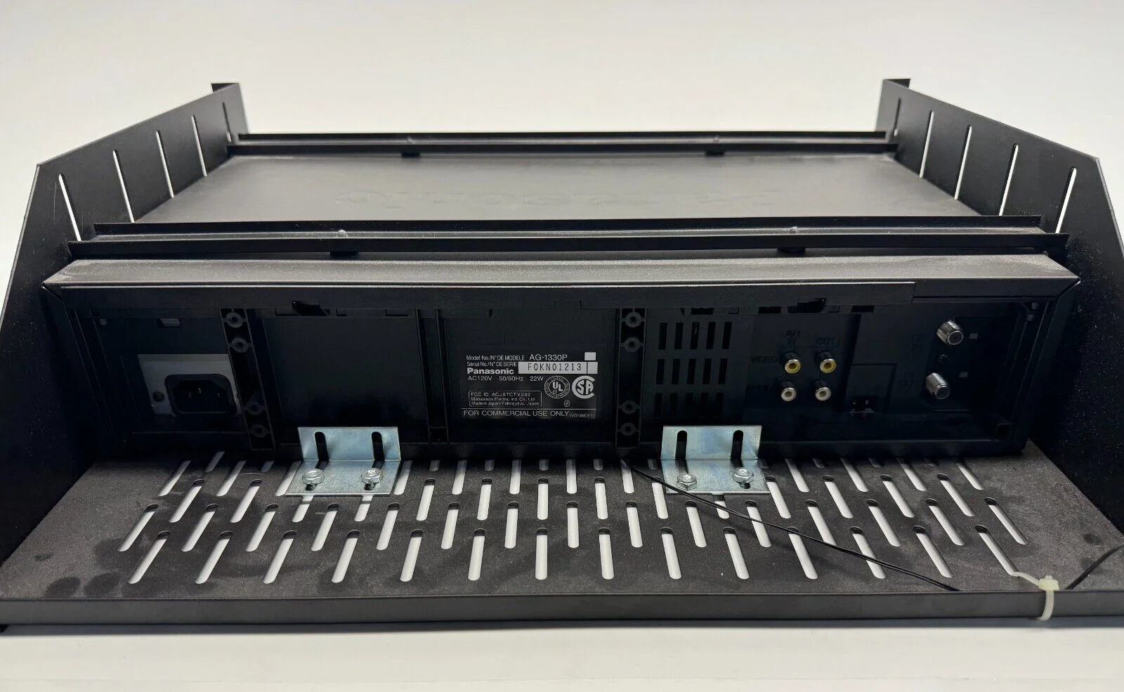 Panasonic AG-1330P Super 4-Head VCR VHS Player w/Remote, Mount, and Power cord - Image 2