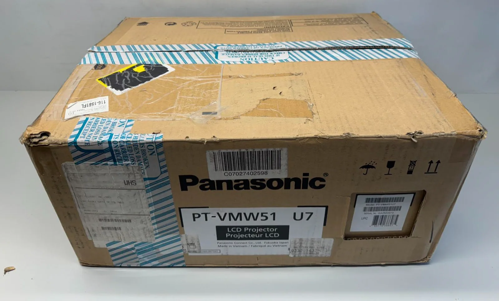 Panasonic PT-VMW51 U7 5200-Lumen WXGA Laser 3LCD Projector NEW OPEN BOX - Image 2