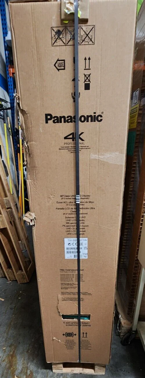 Panasonic TH-98CQE1W 98" Class 4K UHD Professional Display - Image 6
