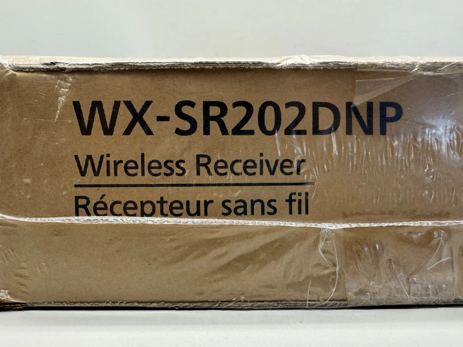 Panasonic WX-SR202DNP Dual-Channel Digital Wireless Receiver with Dante 1.9 GHz - Image 2